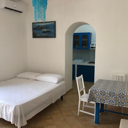 Ferienwohnung Il Cortiletto - Lipari Centro Exterior foto